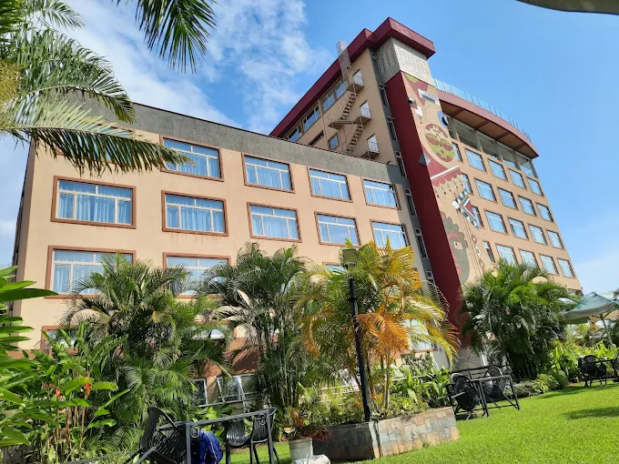 Kiriri Garden Hotel Bujumbura exterior and pool area