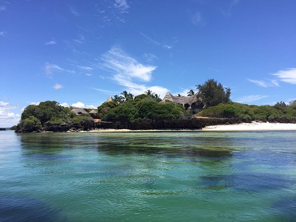 Watamu coastline and tropical marine holiday experiences in Kenya